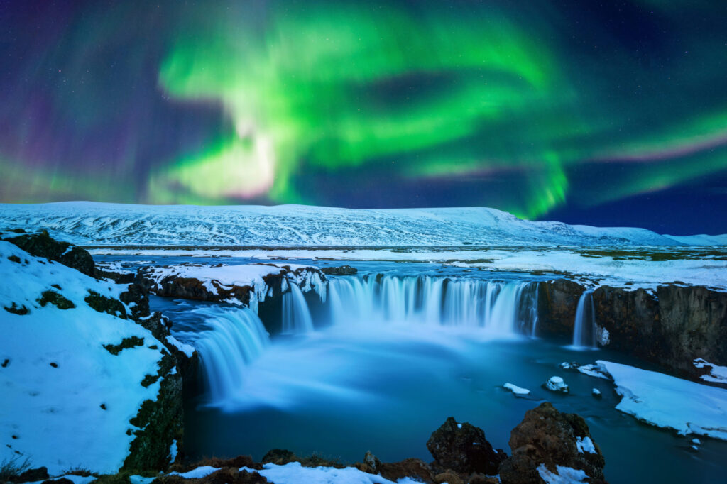 Best Time to See Northern Lights in Iceland