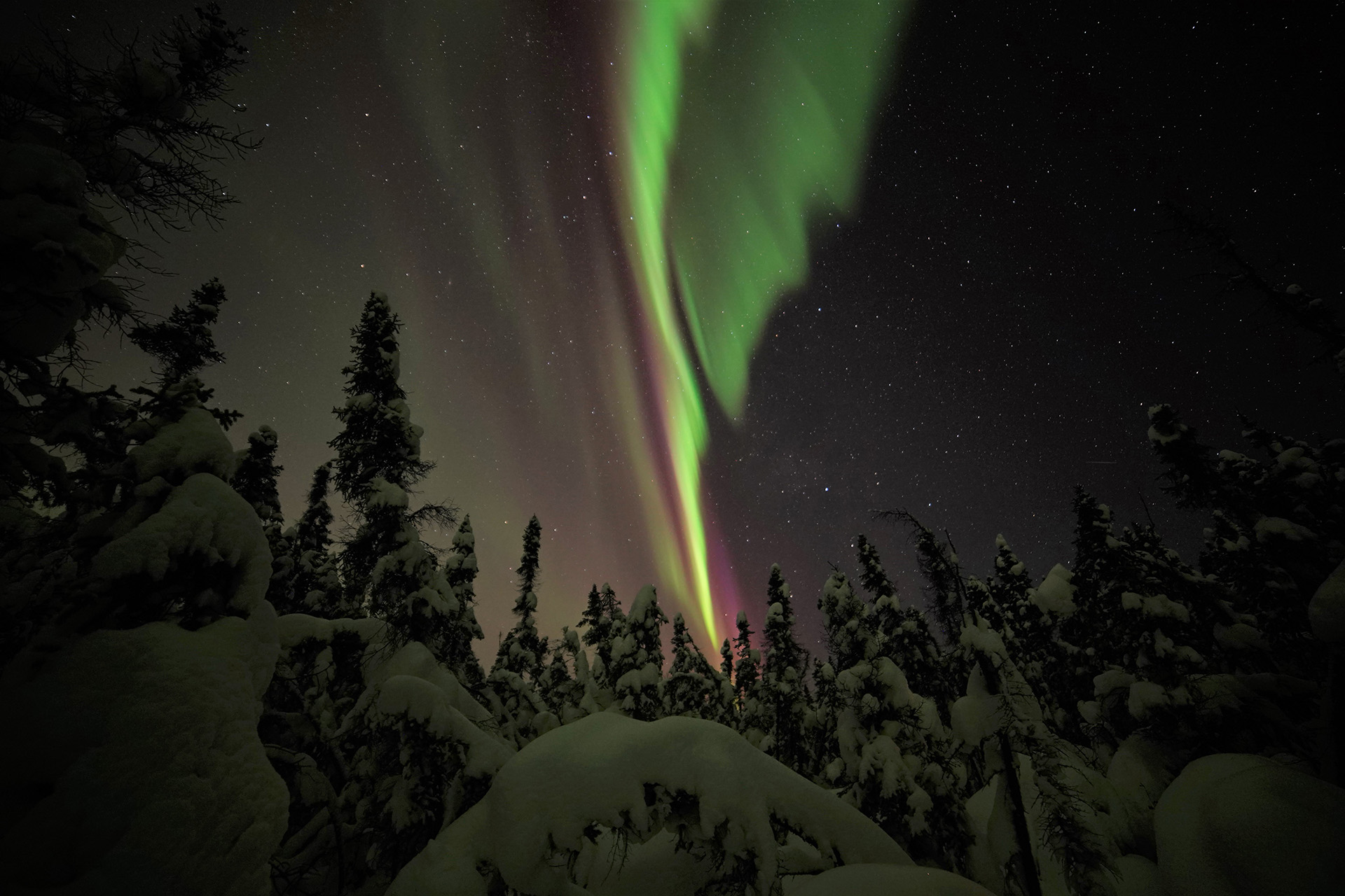 Where and When to Watch Aurora Borealis in Manitoba