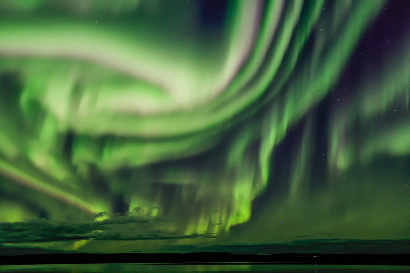 Where and When to Watch Aurora Borealis in Nunavut