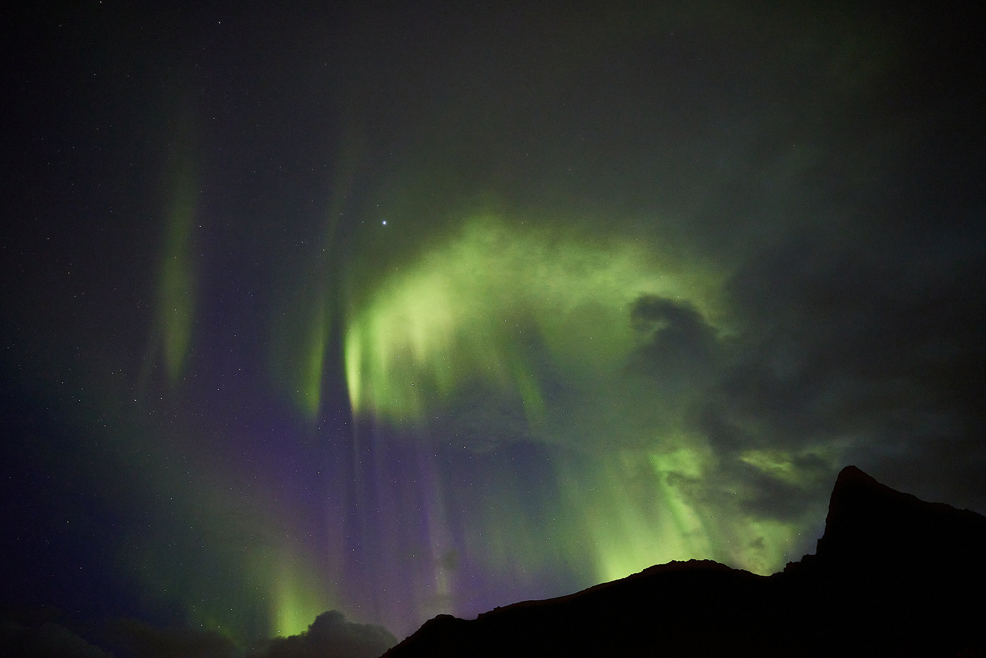 Where and When to Watch Aurora Borealis in Newfoundland and Labrador