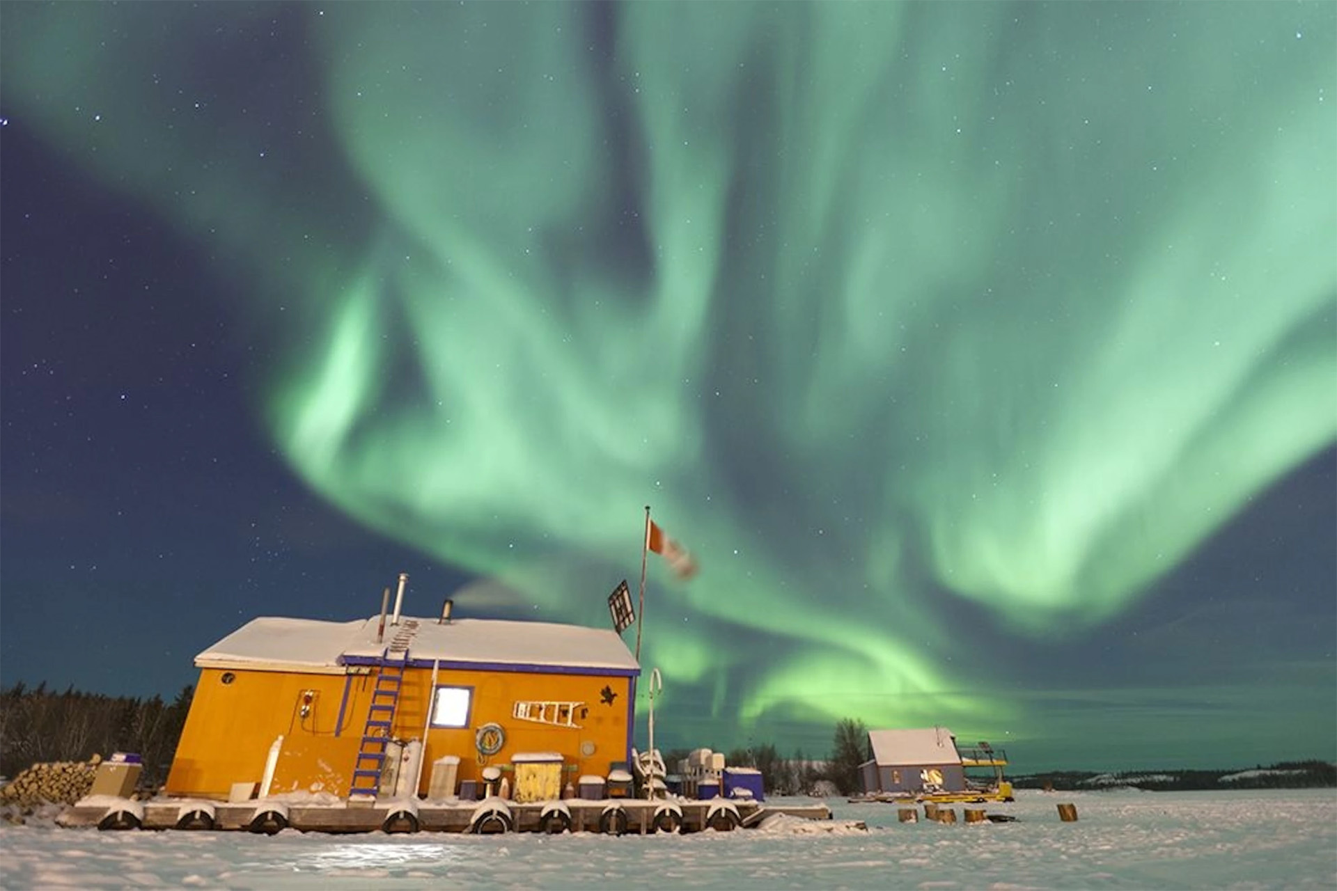 Where and When to Watch Aurora Borealis in Northwest Territories